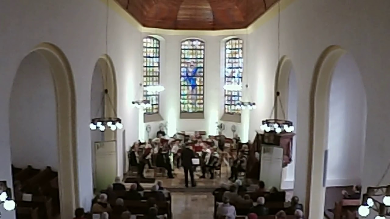 Gilbert Bécaud in concert - 1.Akkordeon-Orchester Rheinhausen 1950 e.V.