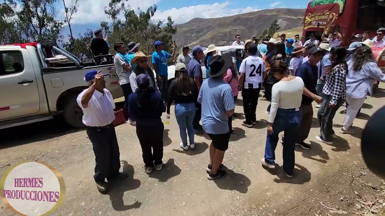LLEGADA DE BANDA A RACRACALLAN dia 21,  2025