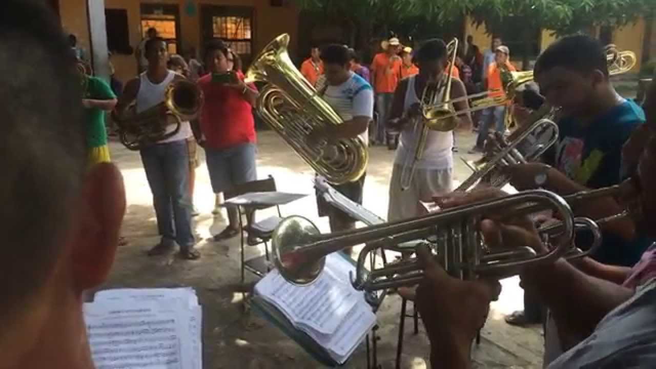 AMOR Y SENTIMIENTO SAN PELAYO 2015