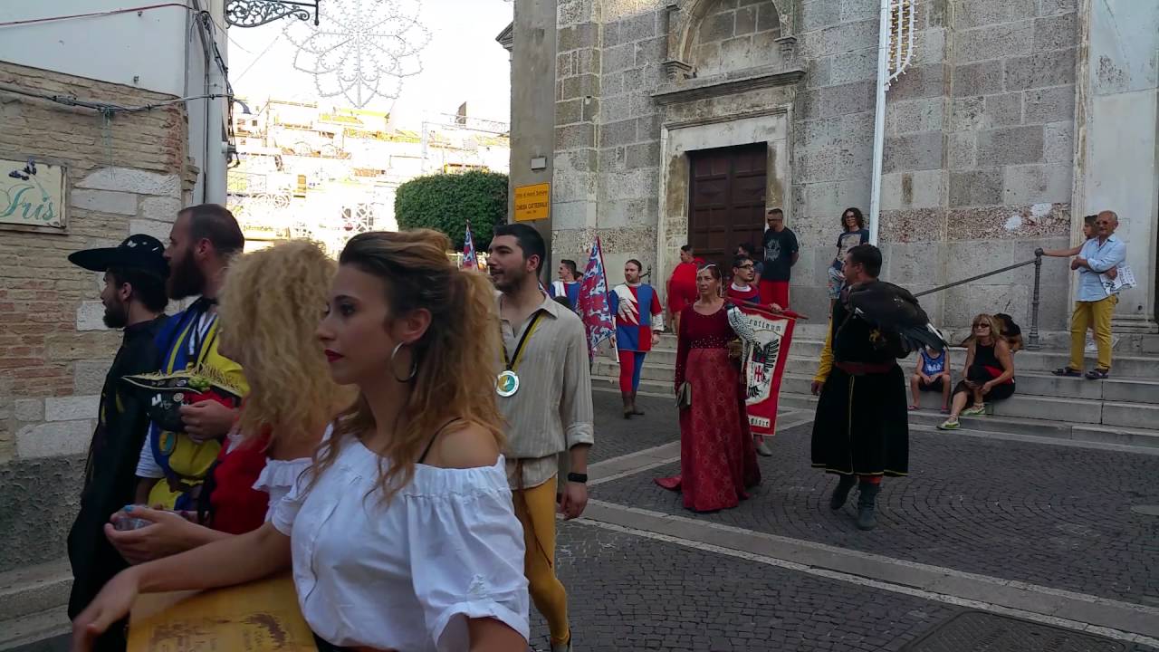 Fiera del borgo medievale  Ascoli  satriano  (fg)