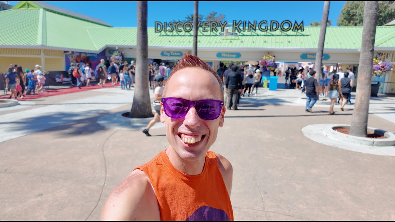 My First Rides on The Flash: Vertical Velocity at Six Flags Discovery Kingdom! - Episode 33