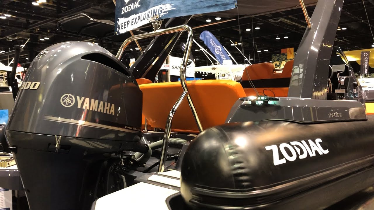 Zodiac Medline 7.5 - Walk-Through at the Chicago Boat Show