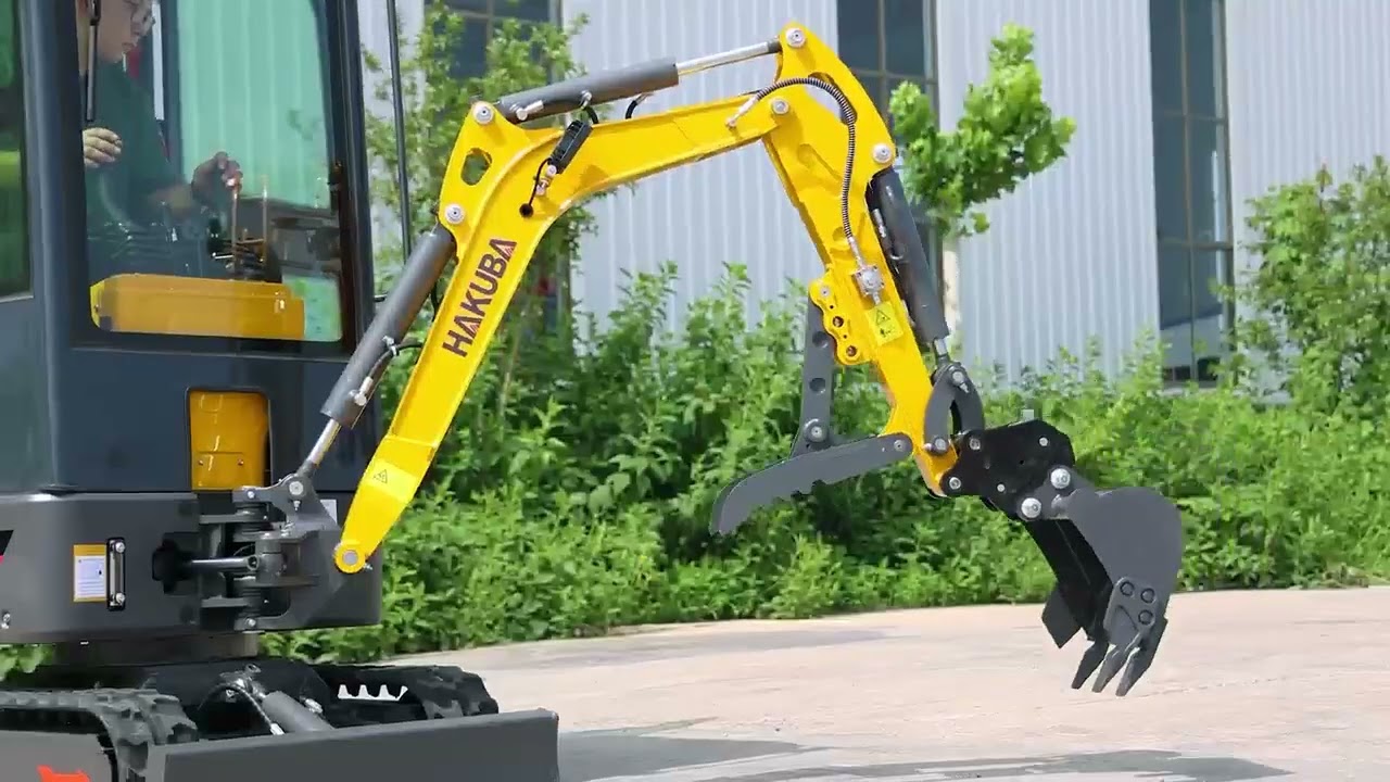 Minigr&auml;vare med hytt.Excavator with cabin.Minikaivukone ohjaamolla.Levereras I hela nordens 🇸🇪🇩🇰🇮🇸🇫🇮