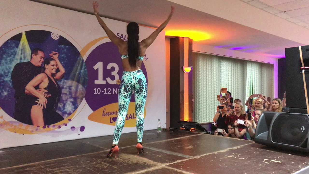 Tania Cannarsa lady style Warsaw Salsa Festival 2017 counts
