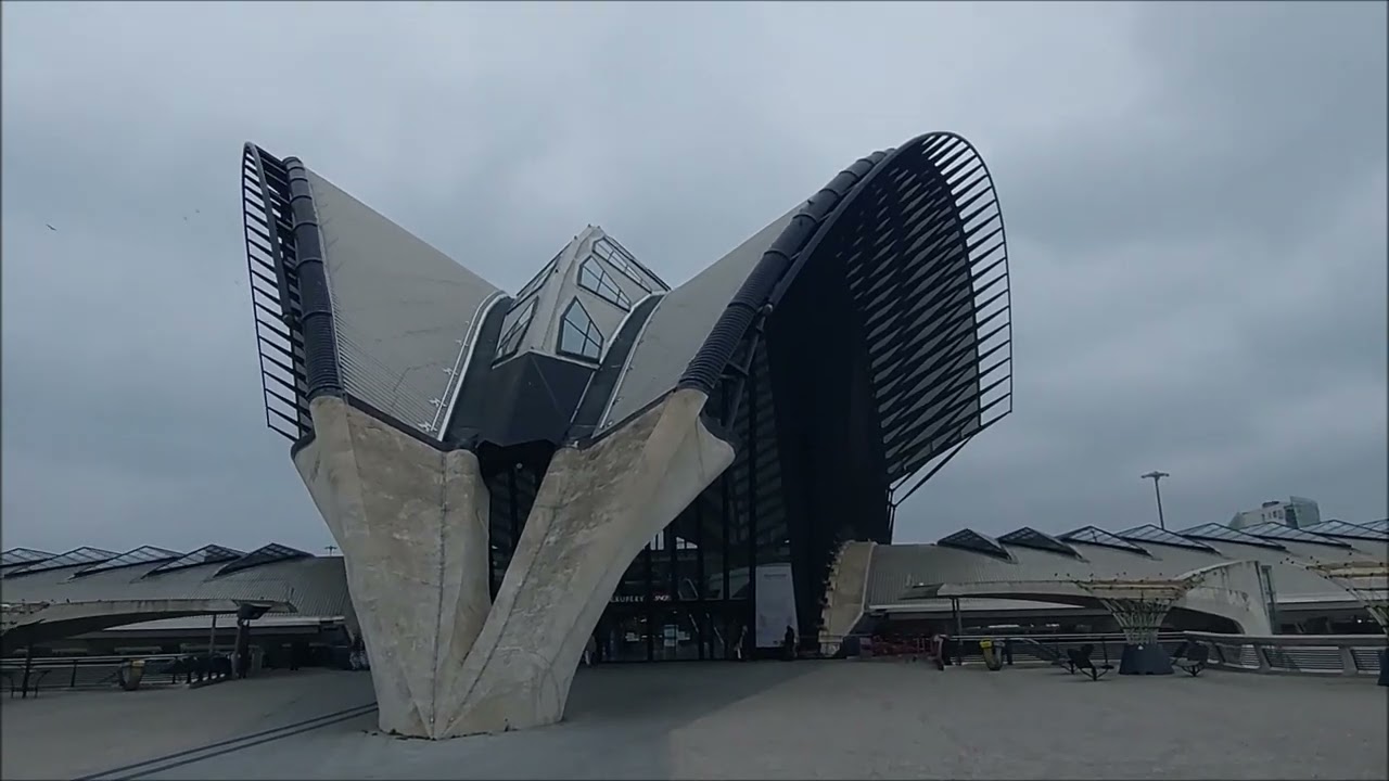 Présentation gare de Lyon Saint Exupéry