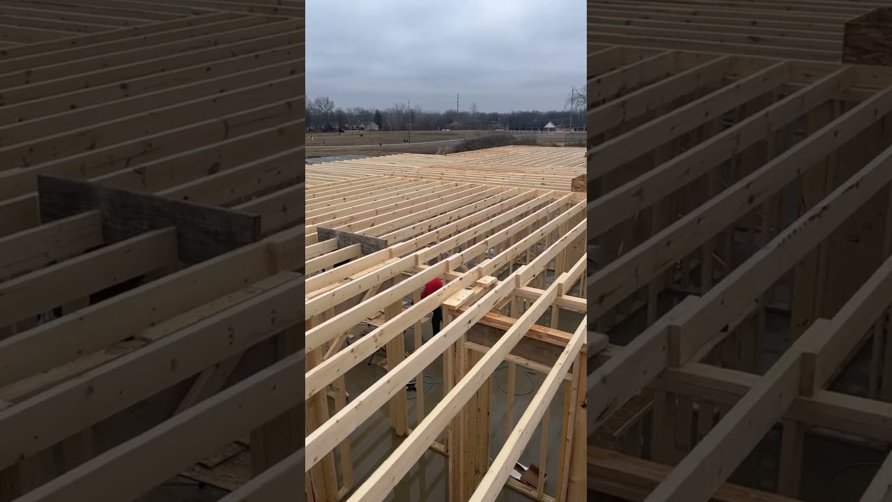 2x6 Ceiling Joists #construction #framing #carpentry #work #wood