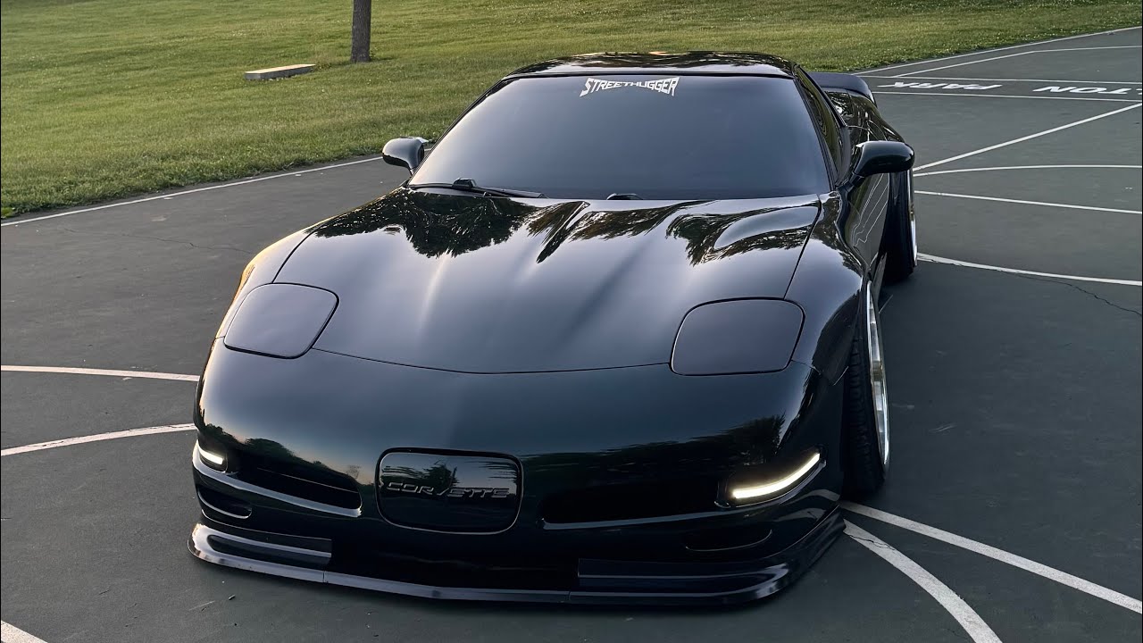 Огромные изменения в угловых фонарях Streethugger C5 Corvette.