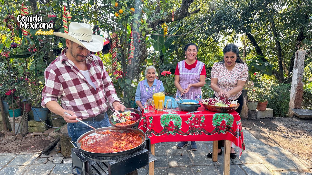Antes de Que Termine el Año Paco Nos Prepara Unos Camarones a la Diabla Bien Sabrosos