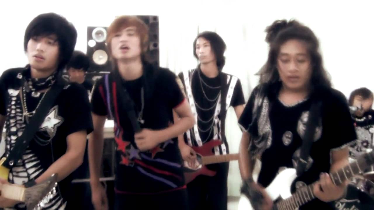 Best B4 24 Months-The Breakup Song