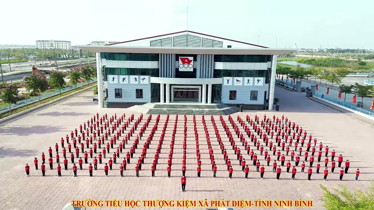 Trường Tiểu học Thượng Kiệm tổ chức đồng diễn võ Vovinam.