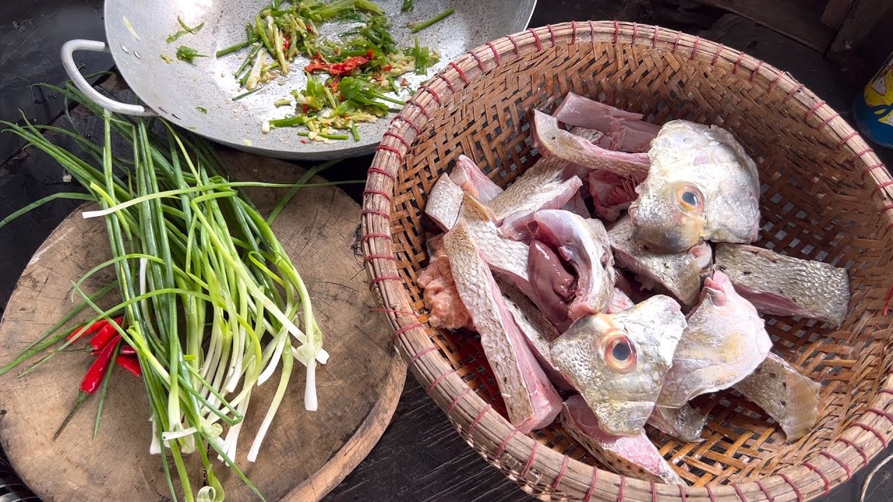 Cá Bàn Sa Kho Củ Cải, Bữa Cơm Chiều trên Sông Quê | Ngư Dân Miền Tây #78