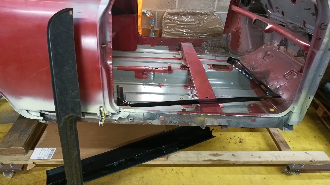 Classic Mini MPI Build. Quarter Panel & Door Step Update.