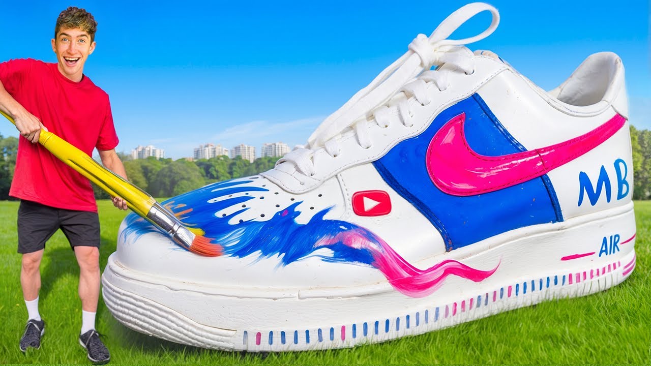 Best Shoe Art Wins $1,000!