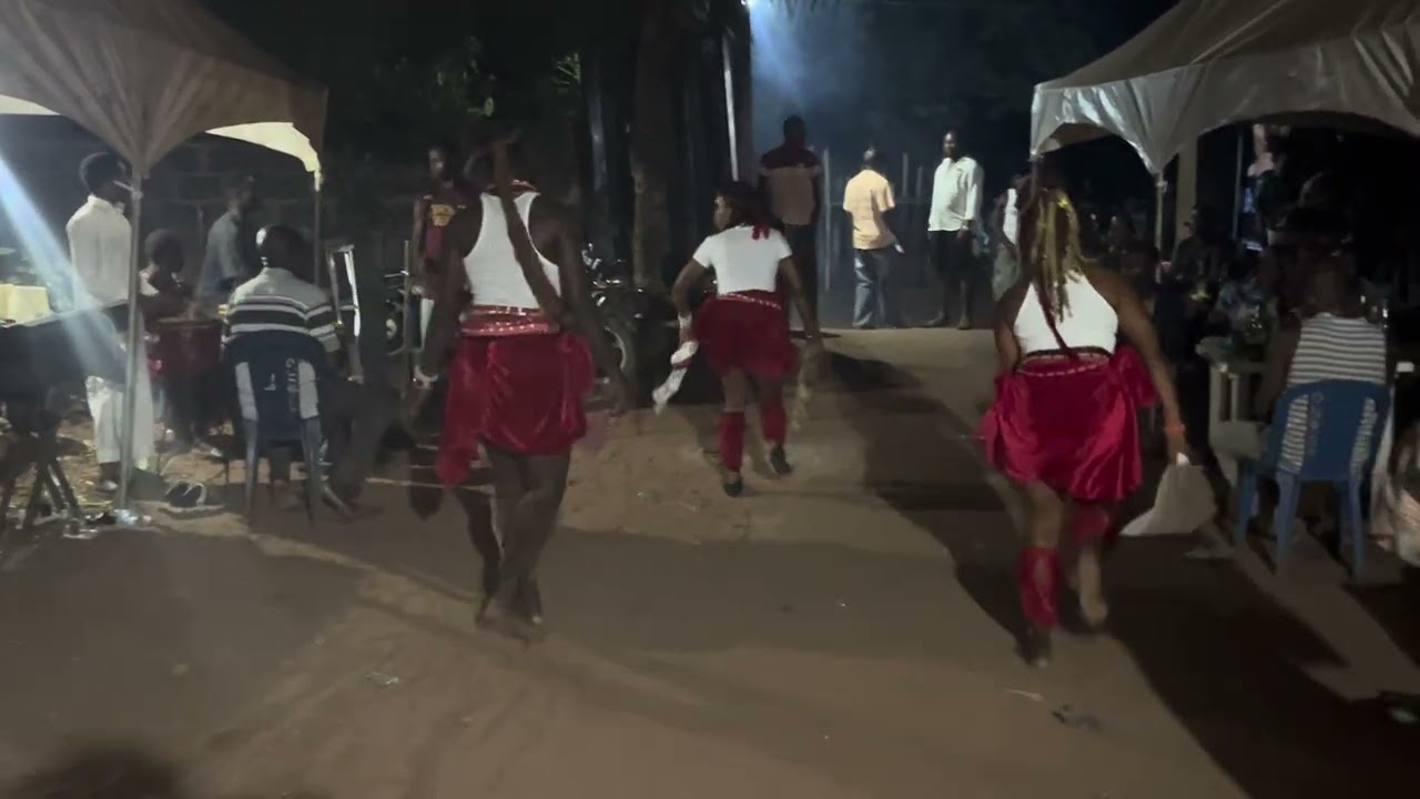 The dance group started with their performance to entertain the guests