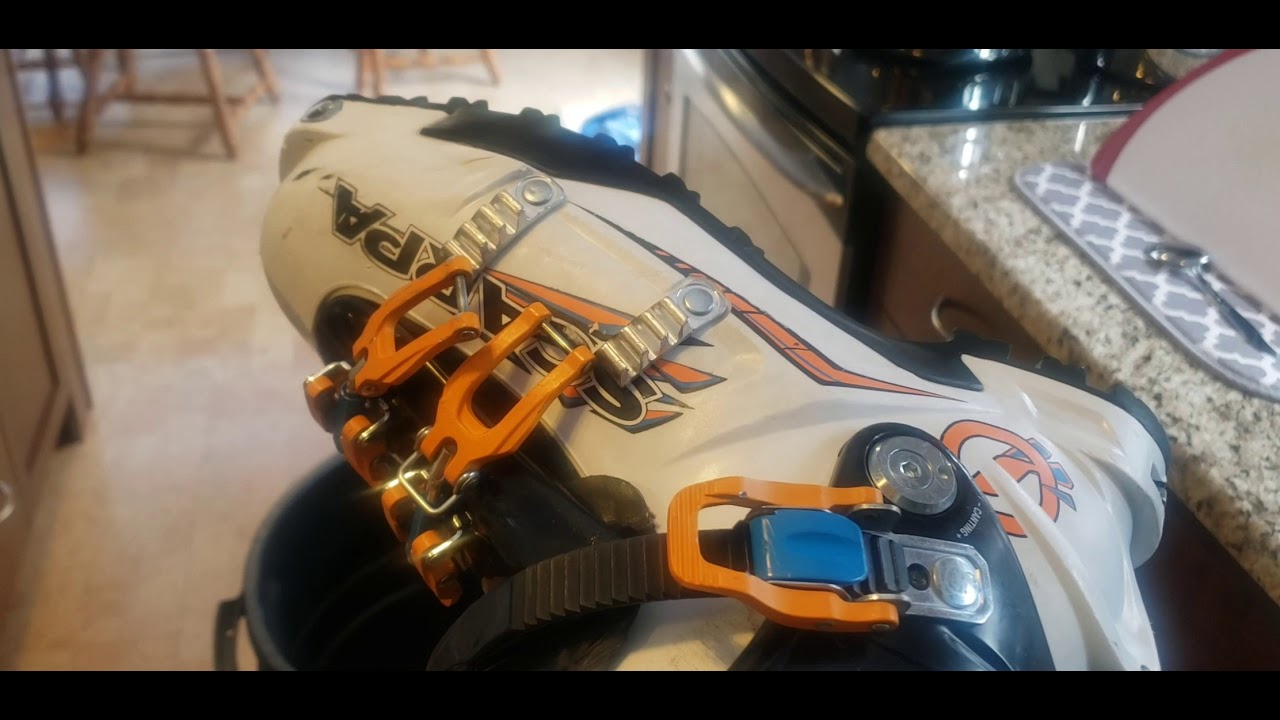 How to Dye Ski Boots