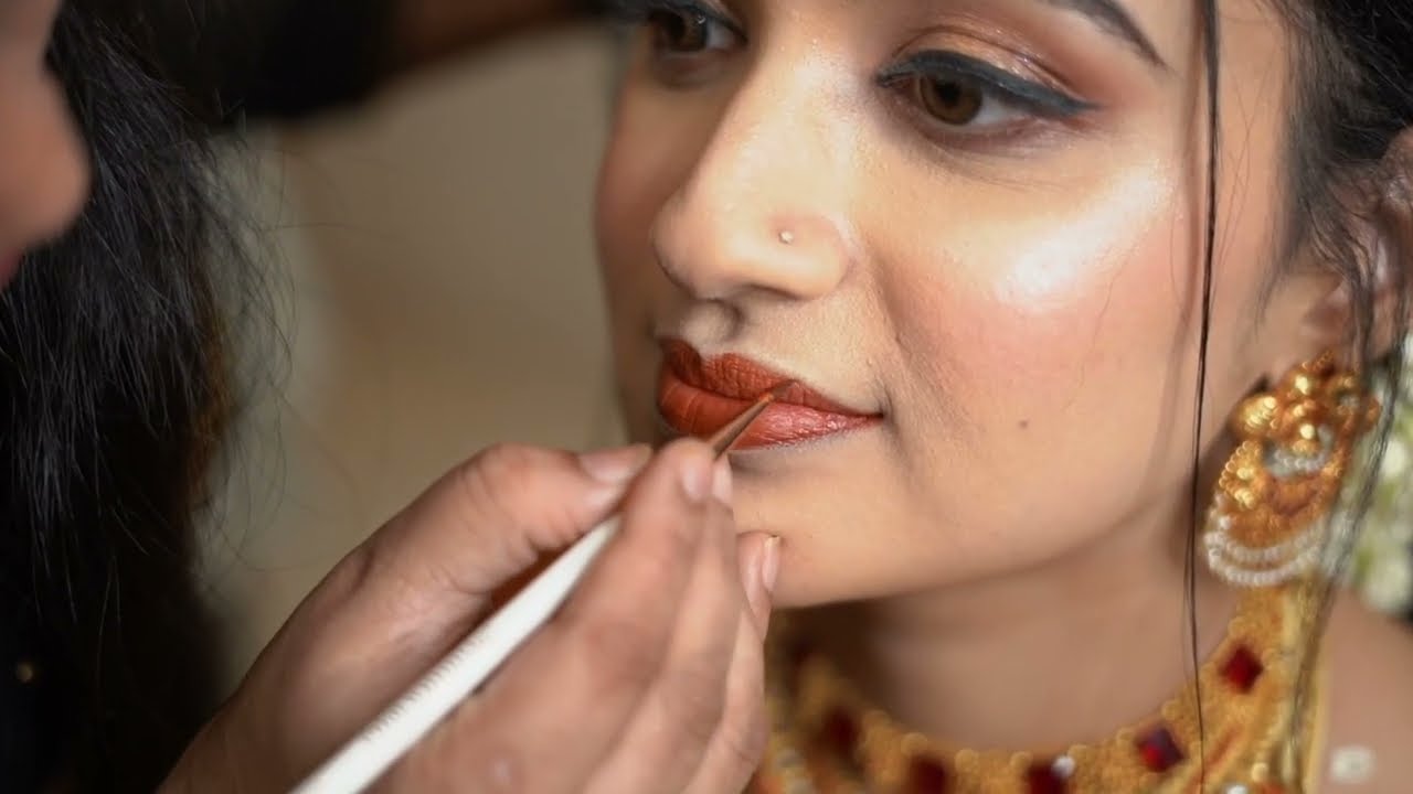 Bridal Makeover | Traditional Hindu Makeup | Makeup By Iswarya