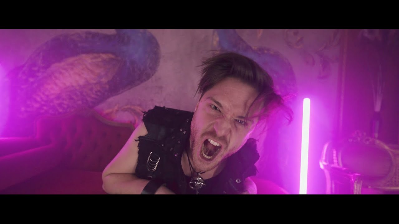 Dekadenza - DEKADENZA (Official Music Video)