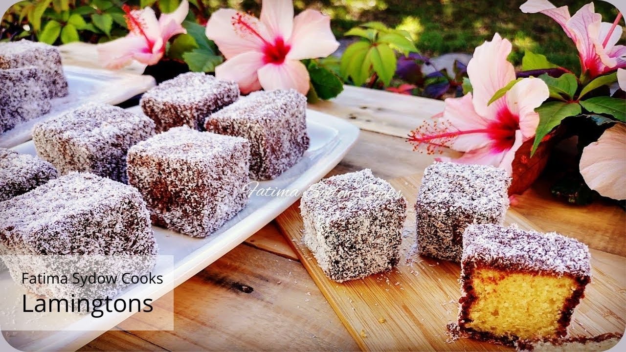 Lamingtons step by step recipe. Light and fluffy and so delicious. ❤️