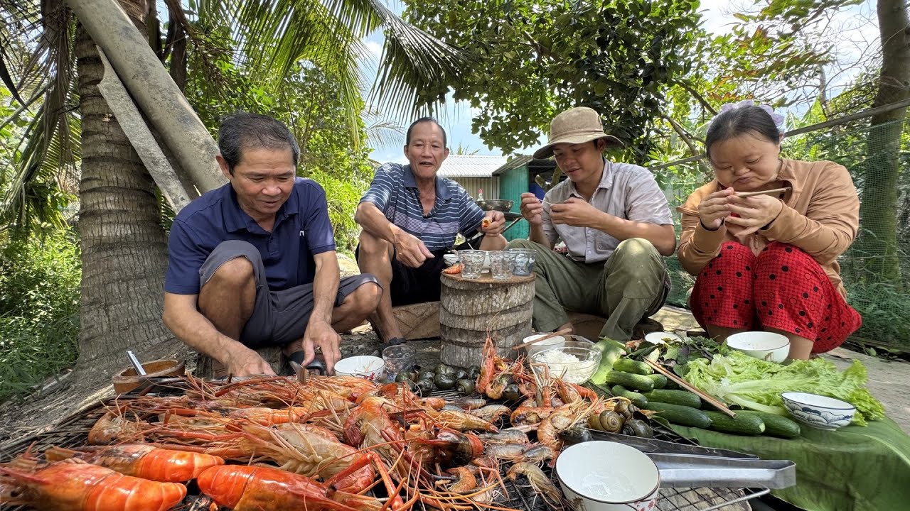 Cuộc Sống Ở Qu&ecirc;, Xong Việc Mấy Cha Con Nướng T&ocirc;m, Ốc ăn ngo&agrave;i gốc dừa 