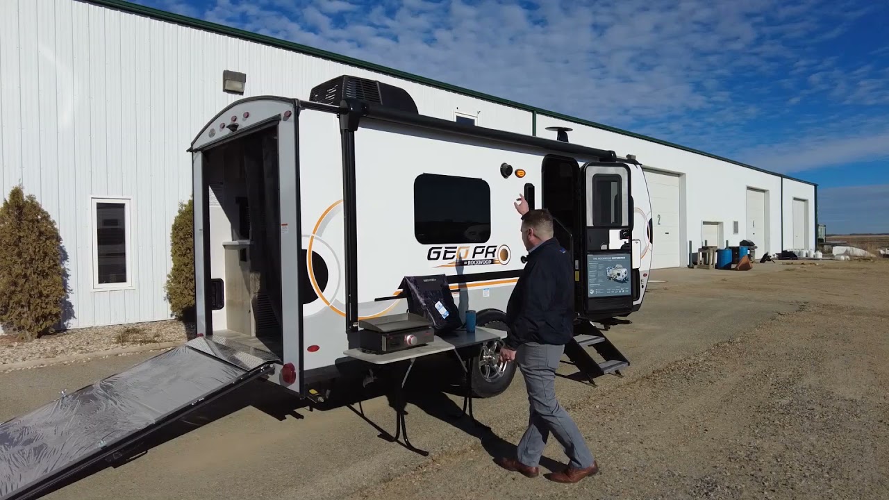 22 Rockwood Geo Pro 19ft Toy Hauler