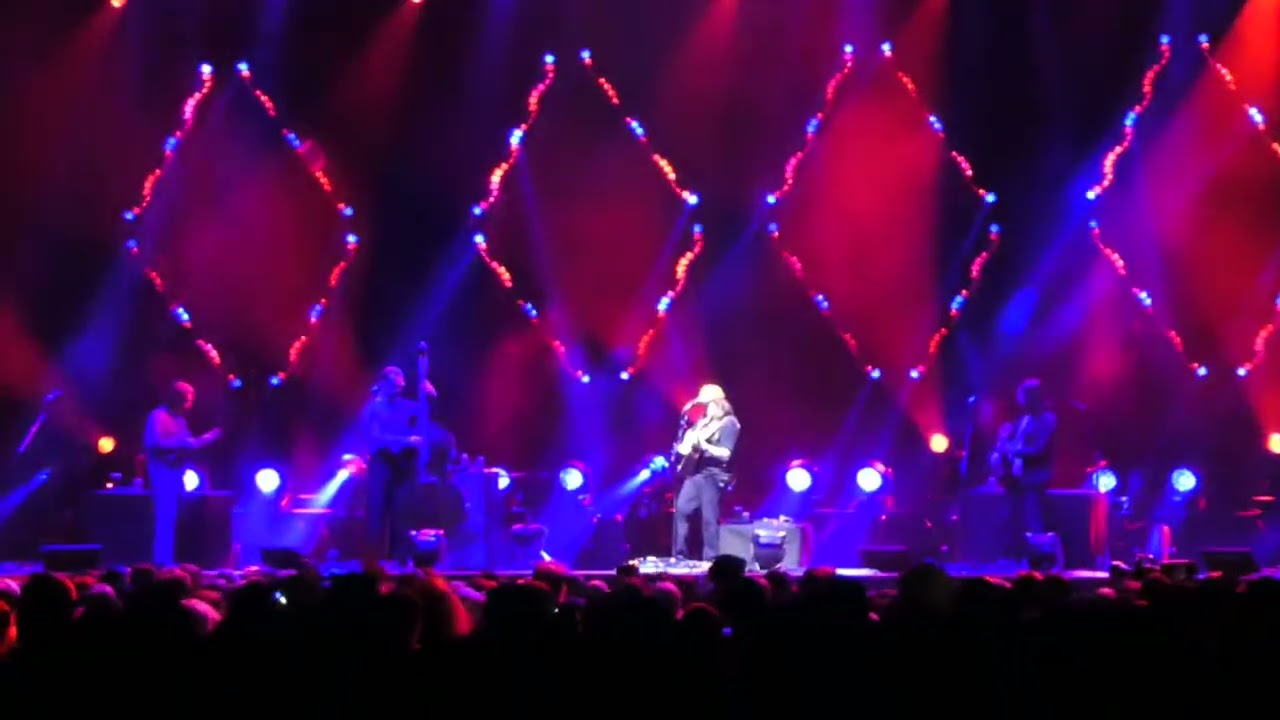 Billy Strings | E. “ME & MY UNCLE”, ”CASSIDY” | 02/06/‘26 | Akins Arena | Athens, GA
