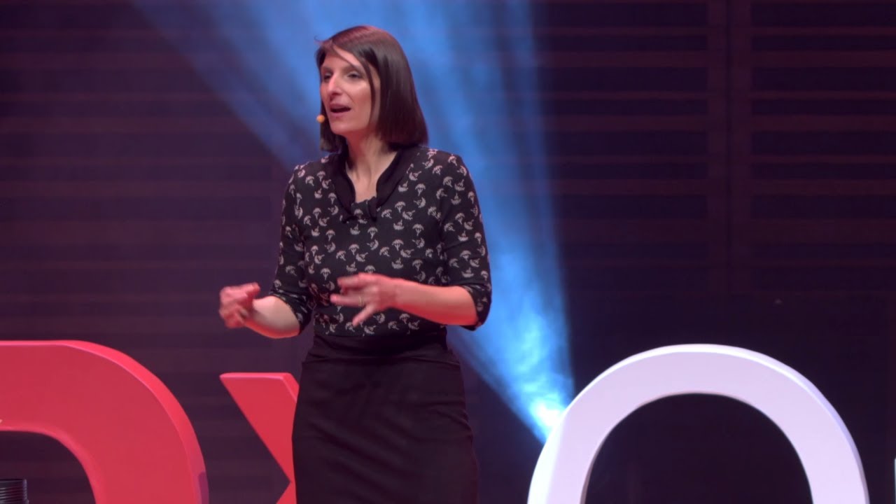 Et si porter un masque &eacute;tait instinctif? | Sandra Sassine | TEDxQu&eacute;bec