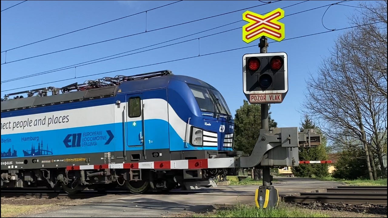 Železniční přejezd Řečany nad Labem #1