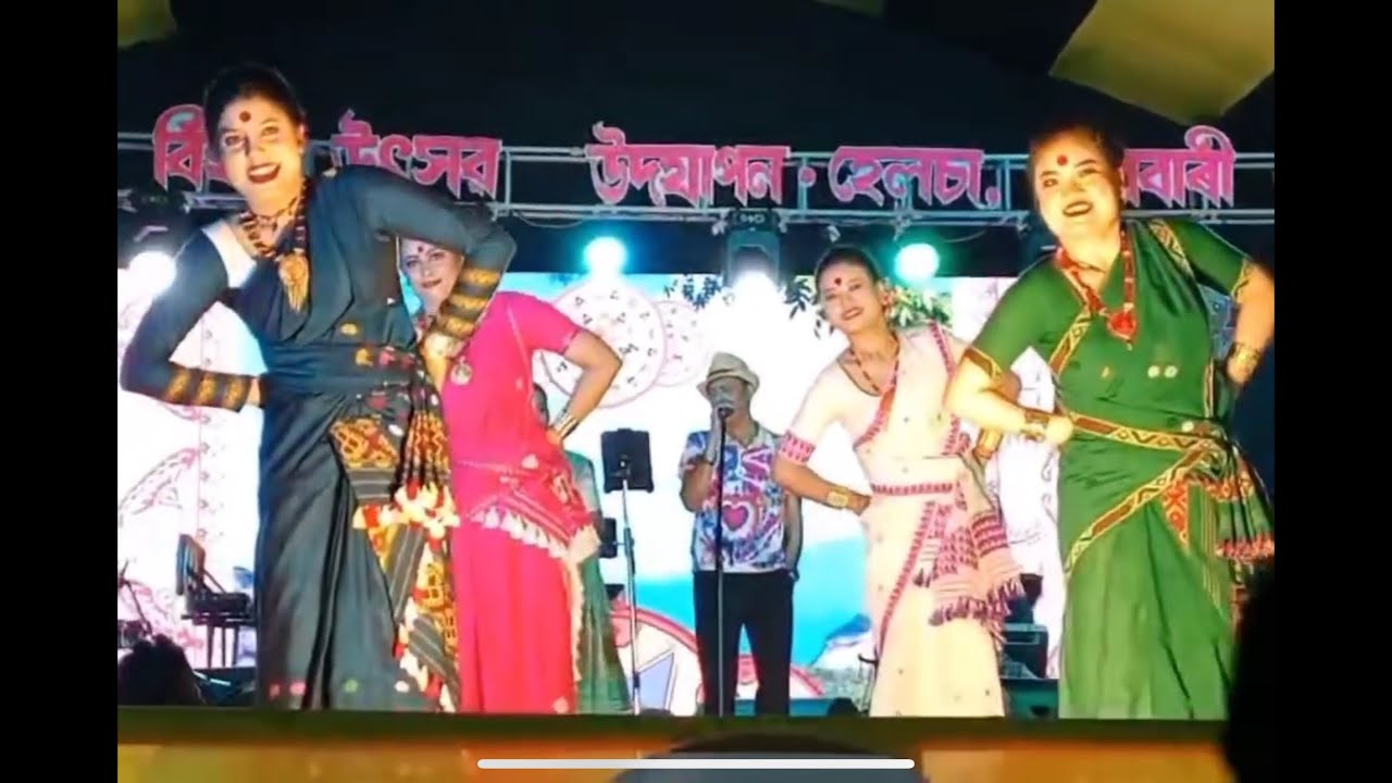 Zubeen Garg bihu show with beautiful Nasoni🥰 #zubeengarg #singer #assam @nirmalikumari