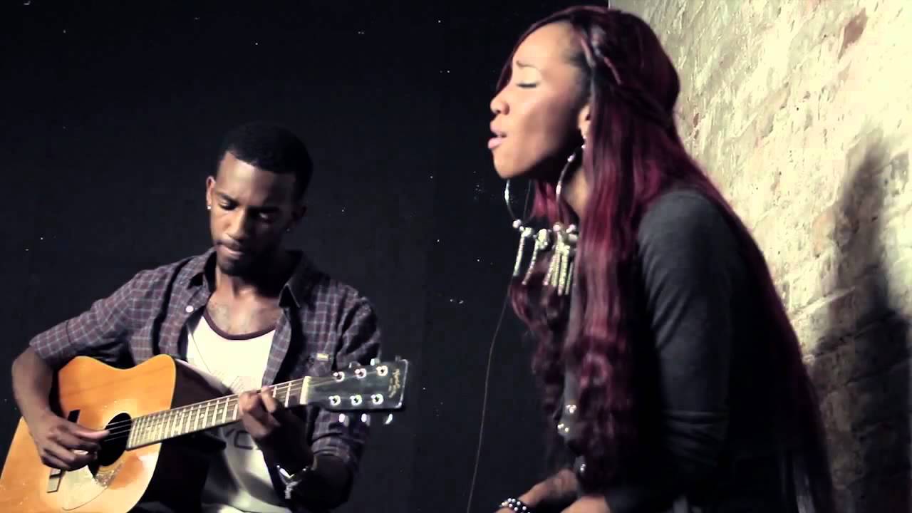#PhatfffatFriday - @Dondria sings 