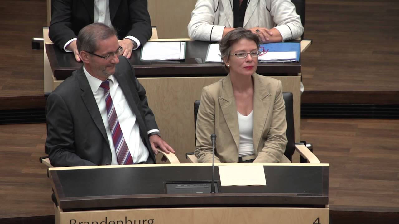 Bundesrat bewilligt Flutopferhilfe und verabschiedet Matthias Platzeck