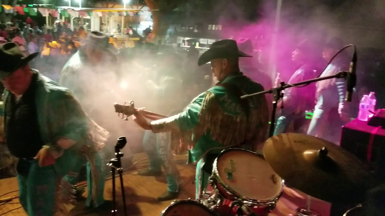 SONIDOHURACAN Y BANDA MAGUEY Teterete