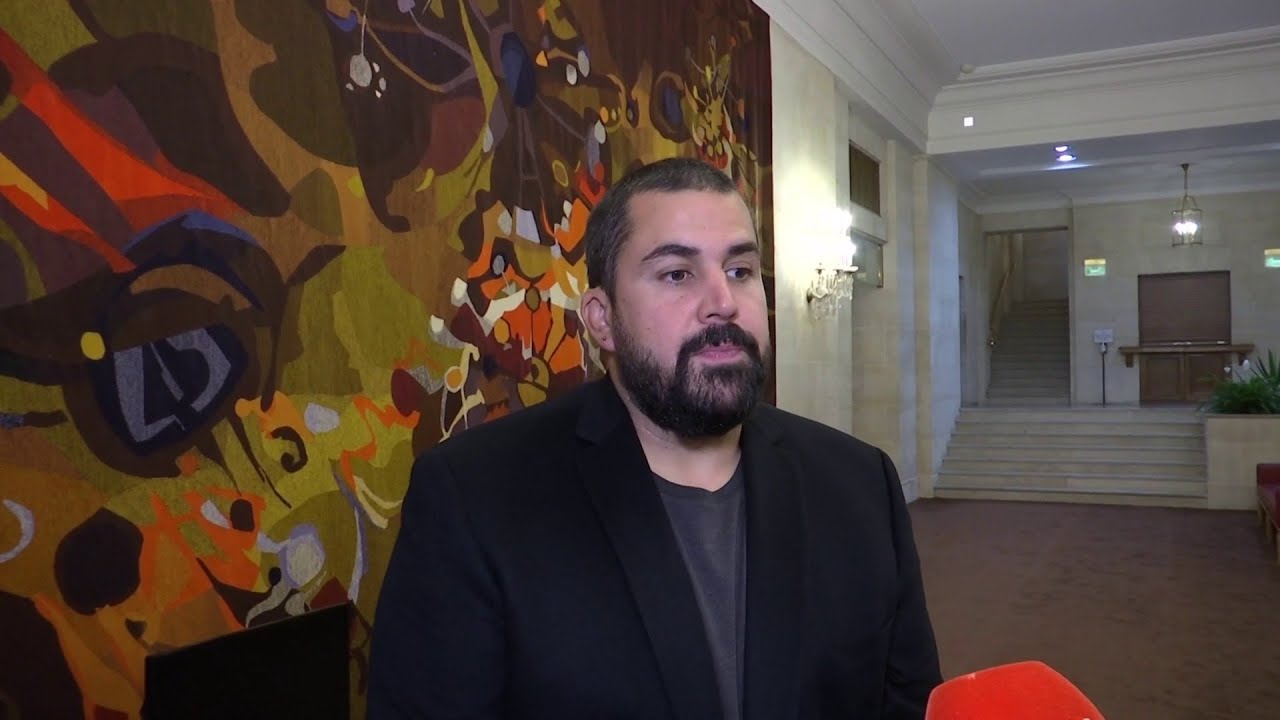 Handicap : le comédien Artus invité au Sénat pour son film 