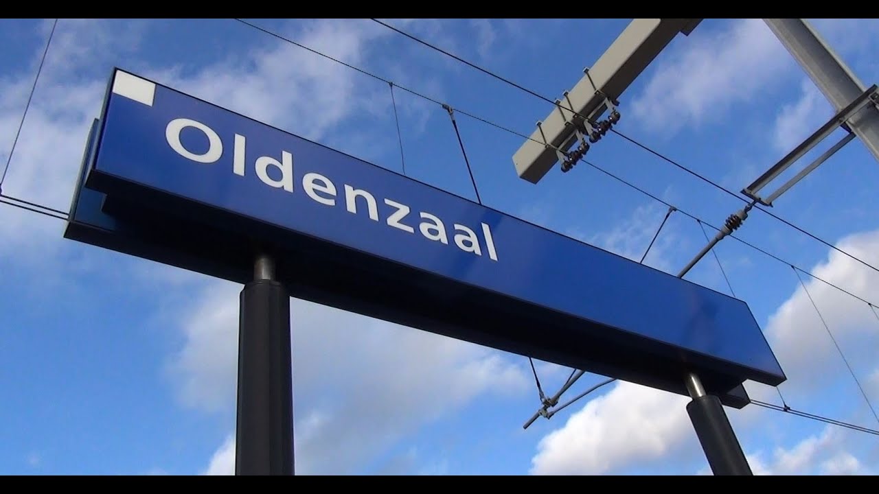 Treinen op Station Oldenzaal - 17 januari 2015