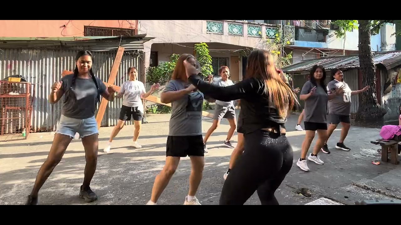 ZUMBAMERTZ🥰Wednesday Zumba🥰