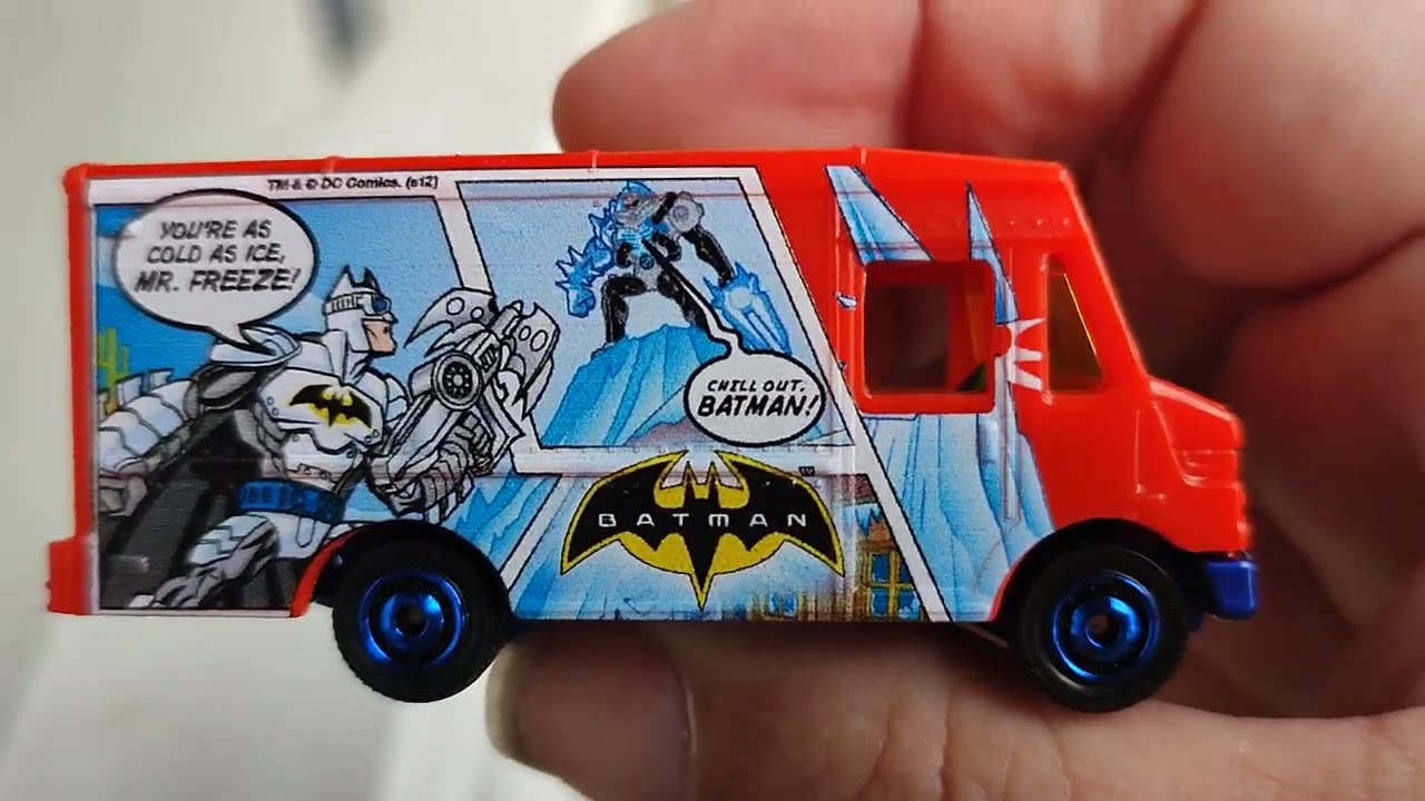 peg Hunting for hot wheels cars magazines & hot wheels Batman cars  Rotterdam