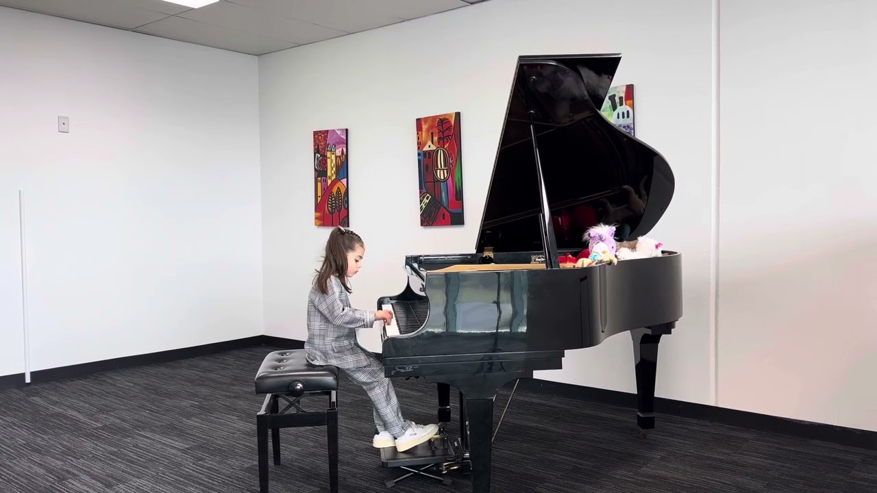 Mazurka for Chopin by Catherine Rollin, Maya 5 years old