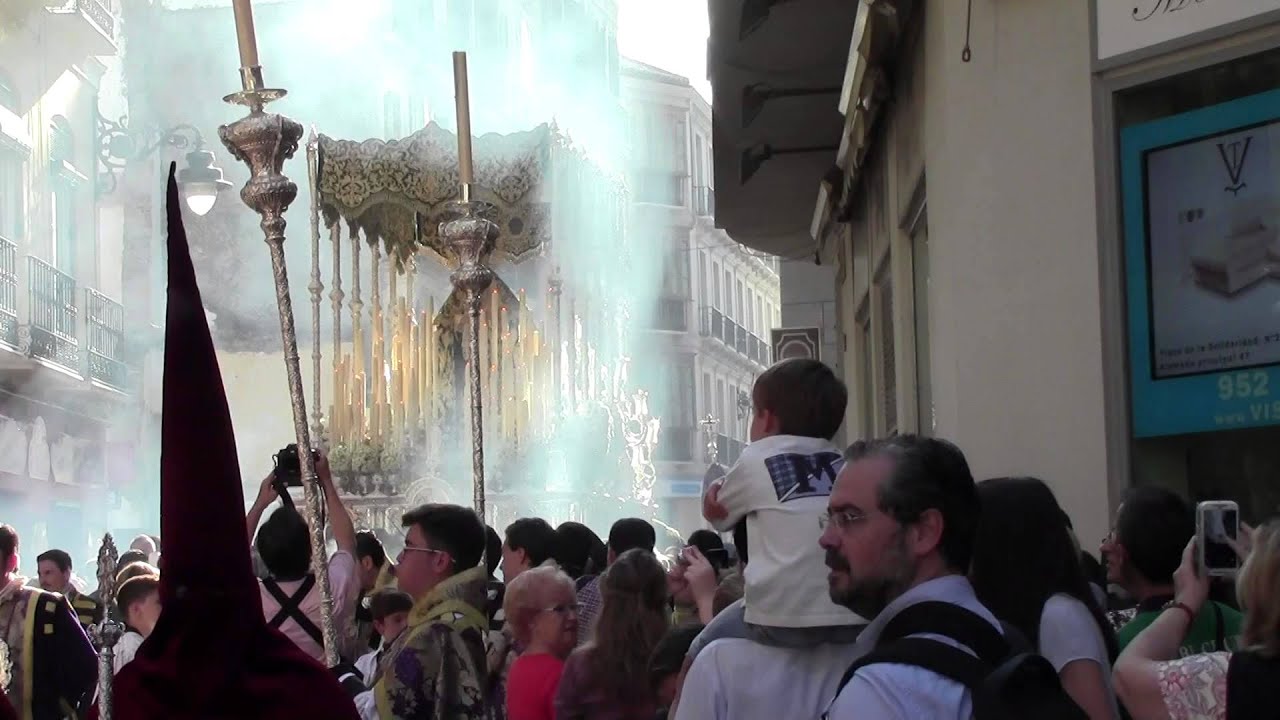 Las Penas en calle Especeria .Hermandad de Las Penas 2015