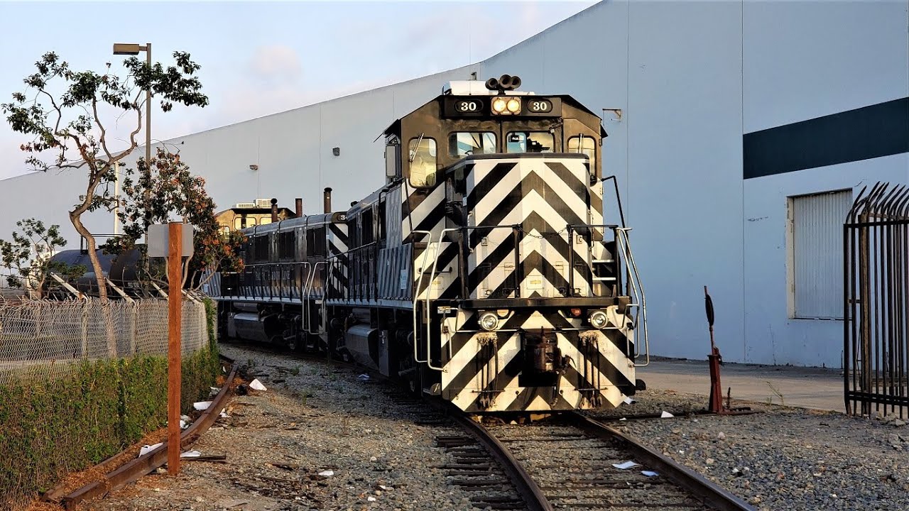 [HD] Pacific Harbor Line (PHL) Compton-Reyes Switcher
