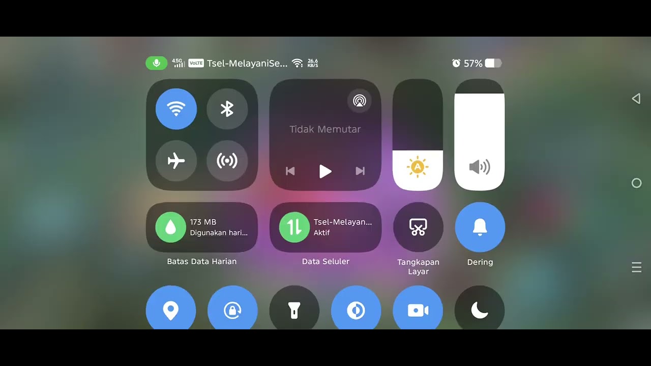 A (mana suara telponnya?) 