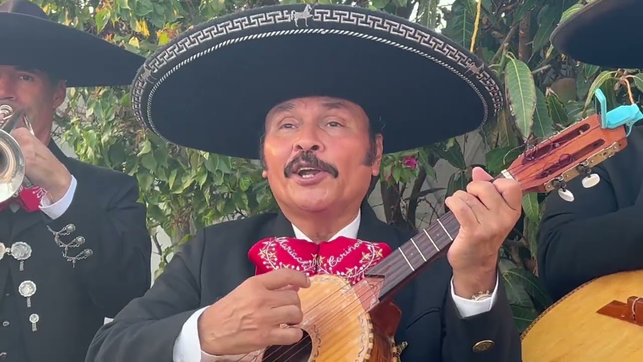Eddy Gomez mit seinen Mariachis Los Cariños