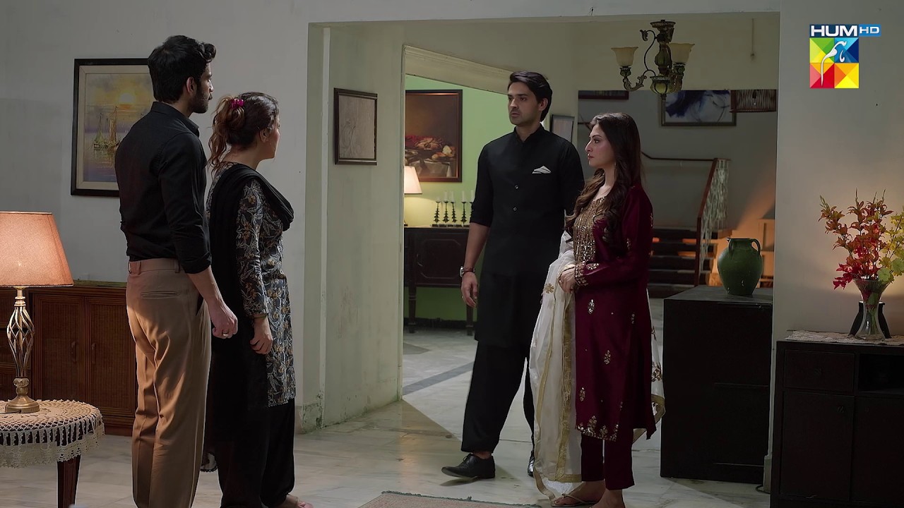 Mariya Ke Shohar Ki Death Ho Chuki Hai..! #sunitamarshal #deewar - HUM TV