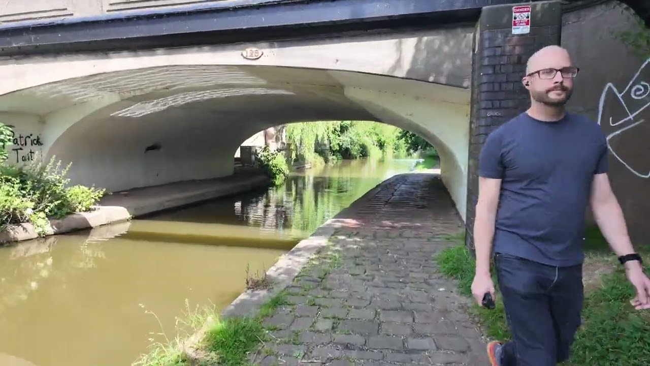 Telford's Warehouse To Countess Of Chester Park Via Canal
