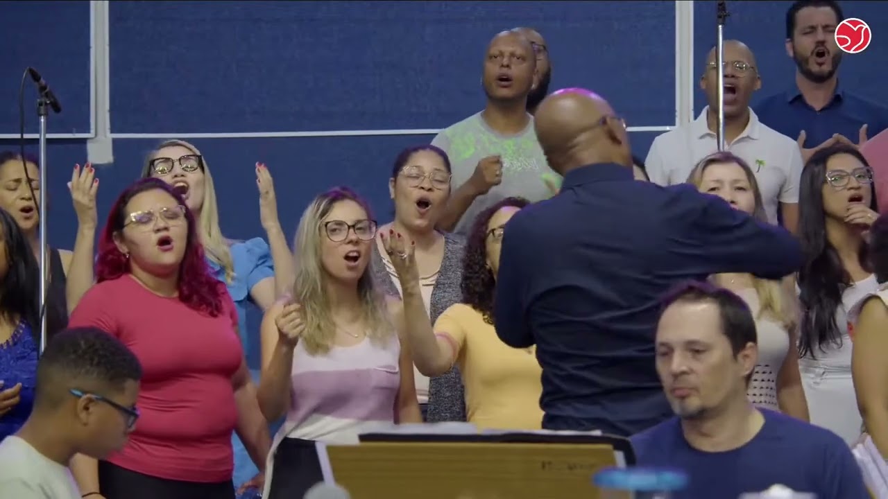 RENDEI GRAÇAS (Versão-Ministério de Louvor ADNipo)