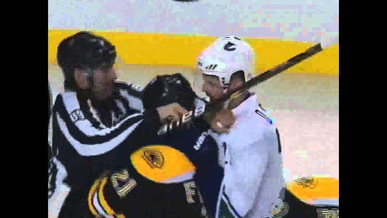 Tim Thomas Hits Henrik Sedin (June 6 2011)