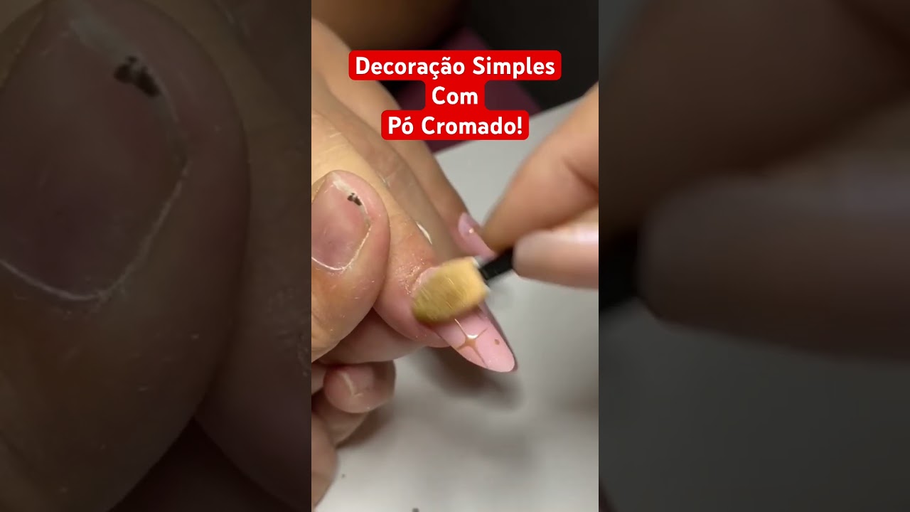 Decora&ccedil;&atilde;o simples com p&oacute; cromado,unhas decoradas! #nails #unhas #nailart #unhasdecoradas #unhasdegel