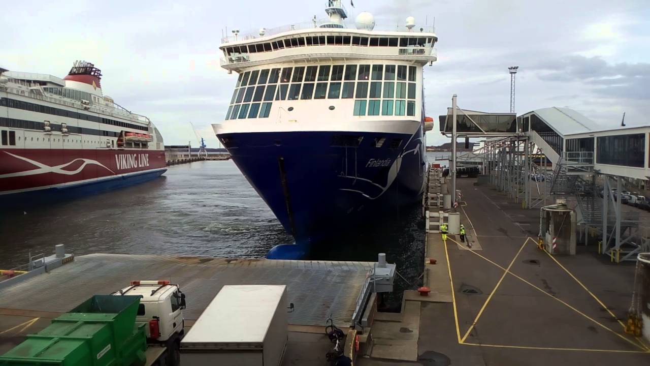 Ecker&ouml; Line Finlandia - at Tallinn