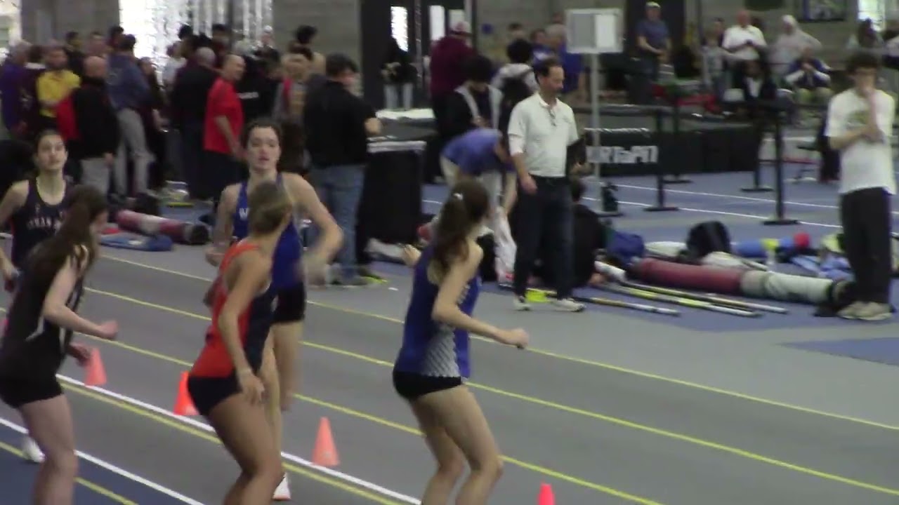 CIAC 2026 Indoor Open - Girls 4x400 Section 1