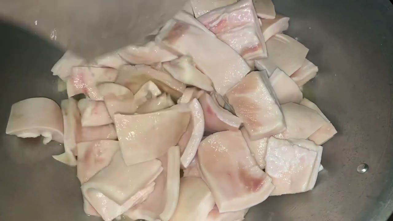 How to cook chicharon #chicharon #foodvlog #homemadechicharon