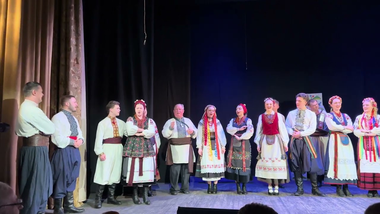 Оце дали жару!!! Що не пісня то - ШЕДЕВР!!! Браво ансамблю «Кралиця»
