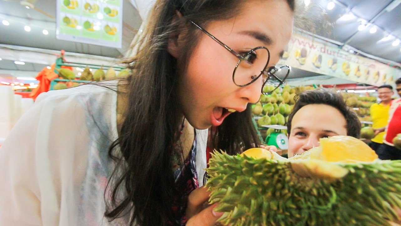 Durian Fruit Feasting in SS2, Kuala Lumpur, Malaysia! Subscriber Meet Up!